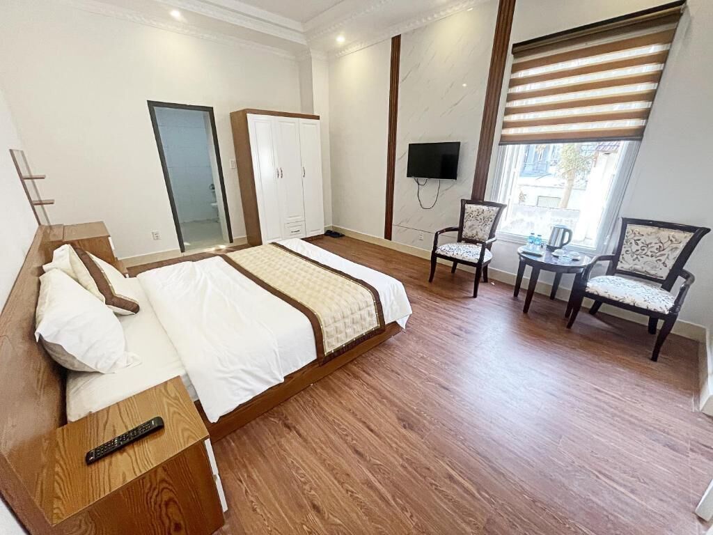 Nệm có lớp đệm bông, minibar với thức ăn, đồ uống mi ễn phí 