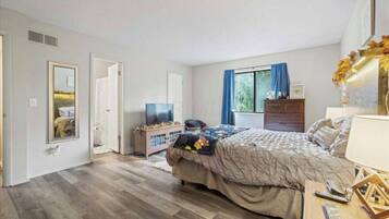 2 chambres, bureau, Wi-Fi, draps fournis