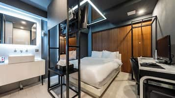 Standard Double Room | Minibar, soundproofing, free WiFi, bed sheets