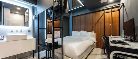 Standard Double Room | Minibar, soundproofing, free WiFi, bed sheets