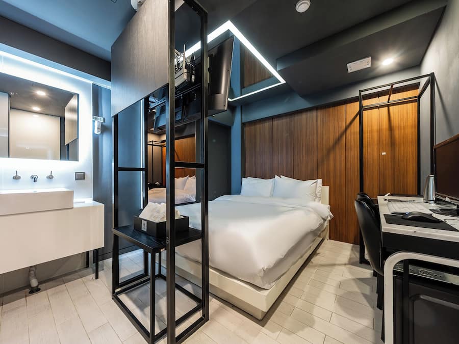 Standard Double Room | Minibar, soundproofing, free WiFi, bed sheets