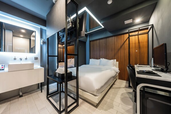 Habitación estándar doble | Minibar, sistema de insonorización, wifi gratis y ropa de cama