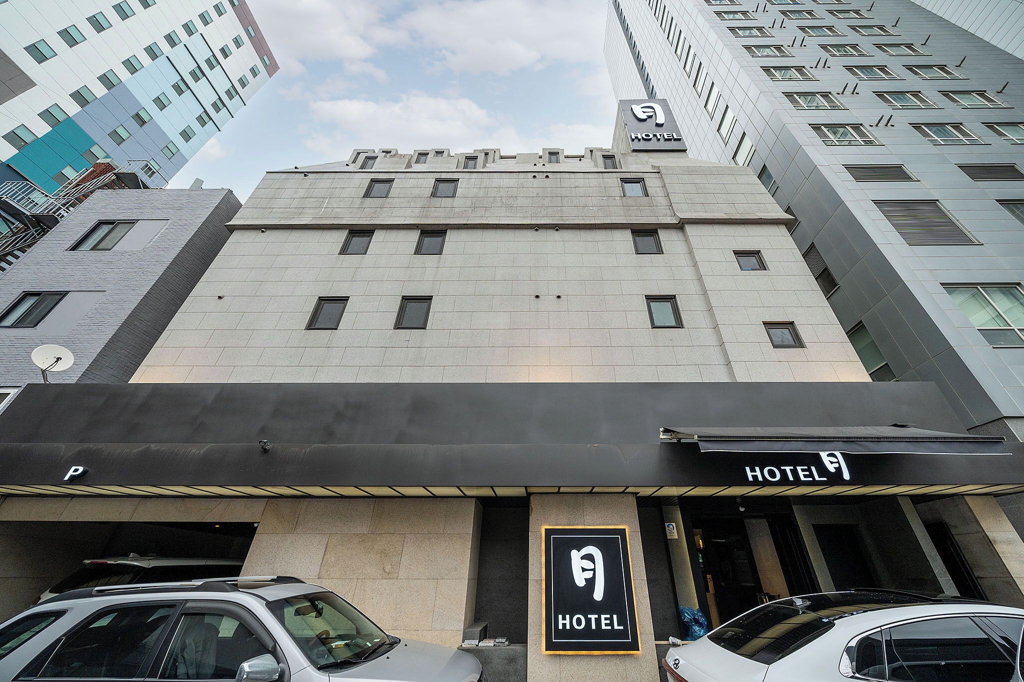 Photo - Shinchon Wol Hotel