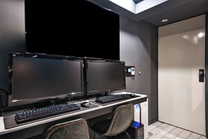 Deluxe Double Room | Minibar, soundproofing, free WiFi, bed sheets - Shinchon Wol Hotel (Seoul)