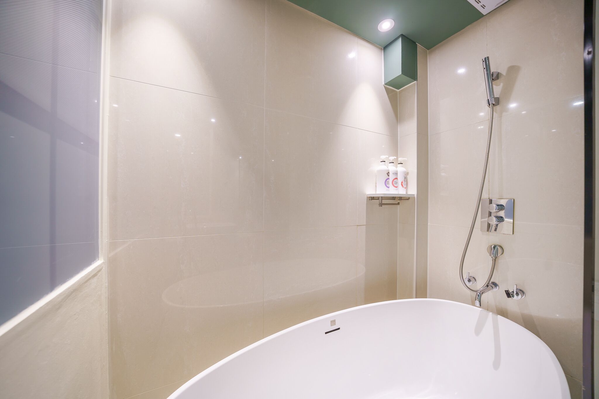 Photo - Shinchon Wol Hotel