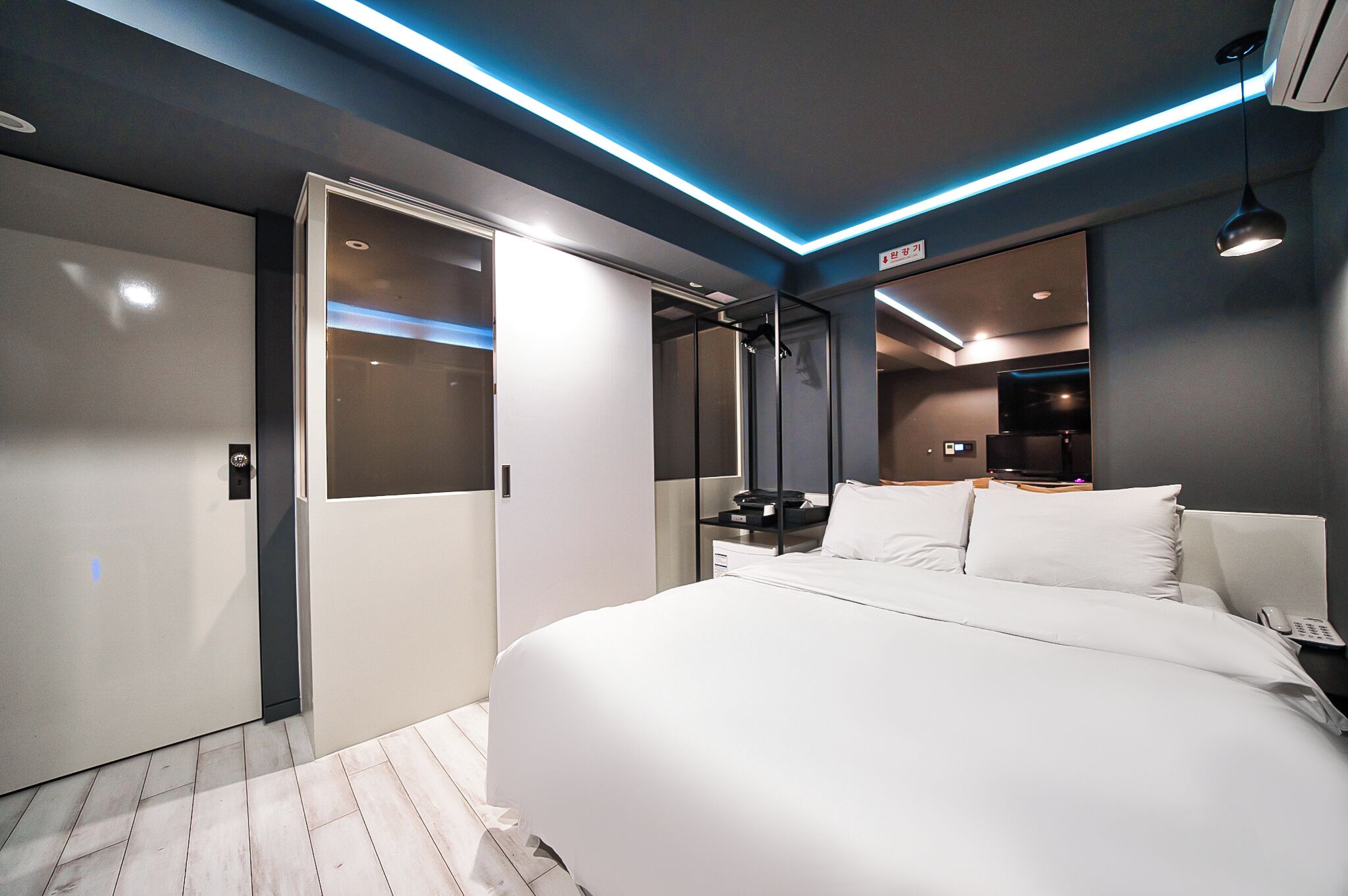 Photo - Shinchon Wol Hotel