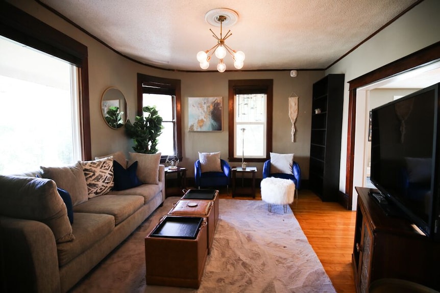 Spacious Victorian 3br Long Stays By Lux Life - Minneapolis, MN