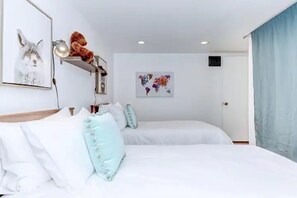 4 bedrooms, free WiFi, bed sheets