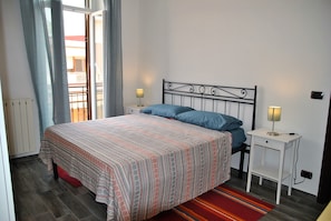 2 Schlafzimmer, Bügeleisen/Bügelbrett, Internetzugang, Bettwäsche