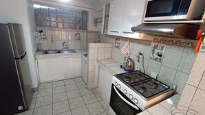 Imej tidak diklasifikasikan, 3 daripada 14, butang