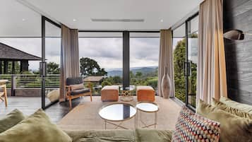 Premium Cabin, 2 Bedrooms, Valley View | Living area