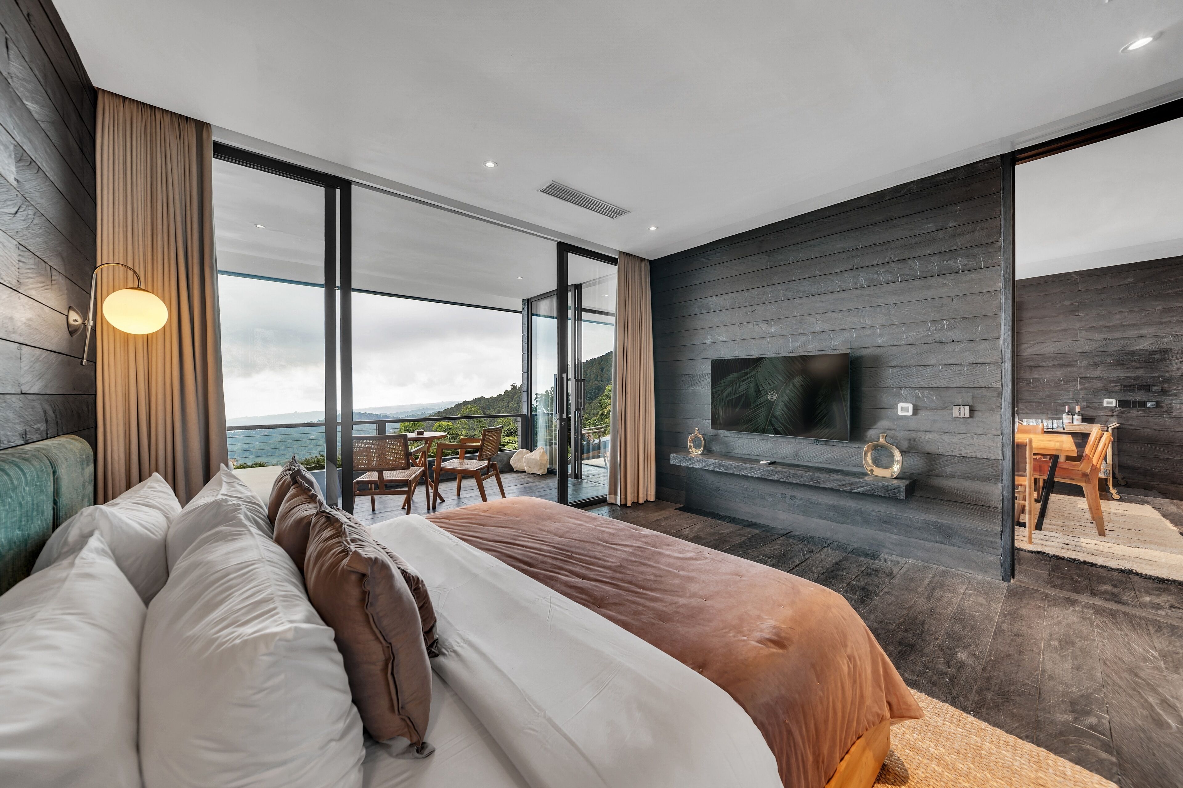 Premium Cabin, 2 Bedrooms, Valley View | Premium bedding, pillow-top beds, minibar, in-room safe