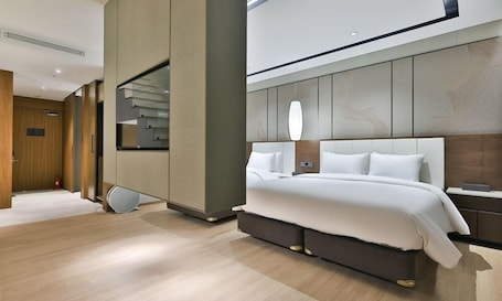 Suite Twin Rooftop. Daegu Billion Western Hotel