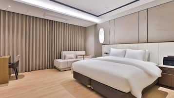 Cubrecamas, decoración personalizada, muebles diferentes y wifi gratis