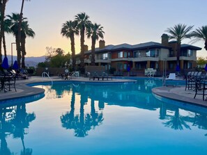 Outdoor pool - Marriott Desert Springs Villas II-Spacious 1 Bdr Full Resort Access (Palm Desert)