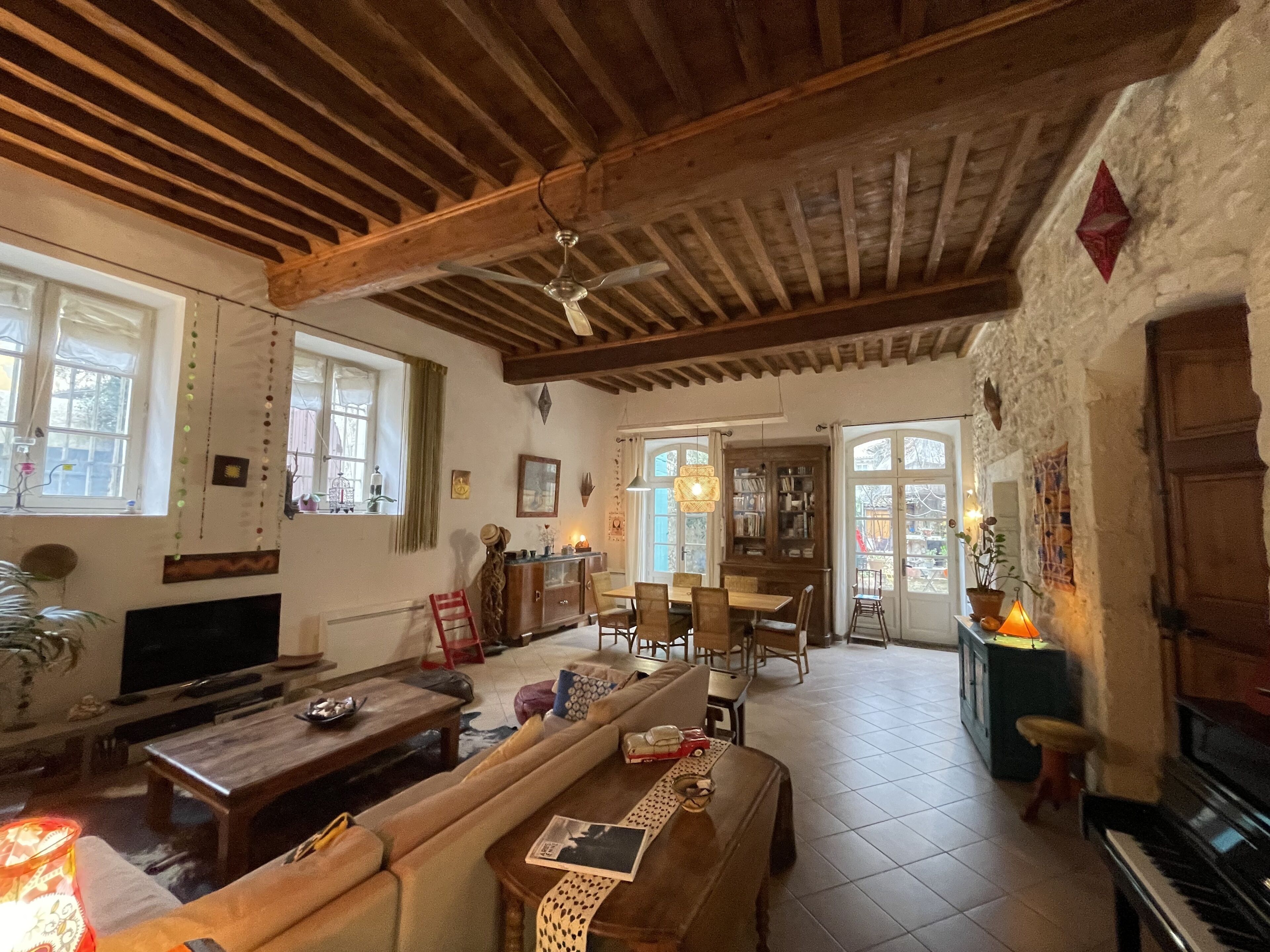 リビング エリア