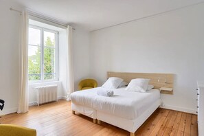3 Schlafzimmer, Schreibtisch, WLAN, Bettwäsche