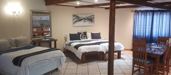 Super Deluxe Family Chalet