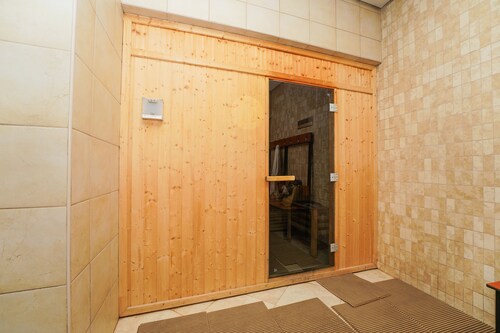 Exclusive Deluxe One Bedroom