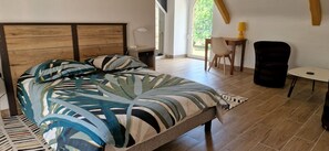 2 Schlafzimmer, Bügeleisen/Bügelbrett, Reisekinderbett, Internetzugang