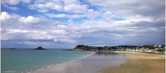 Les Cavaliers, character gîte with swimming pool, 20 minutes from the seaside