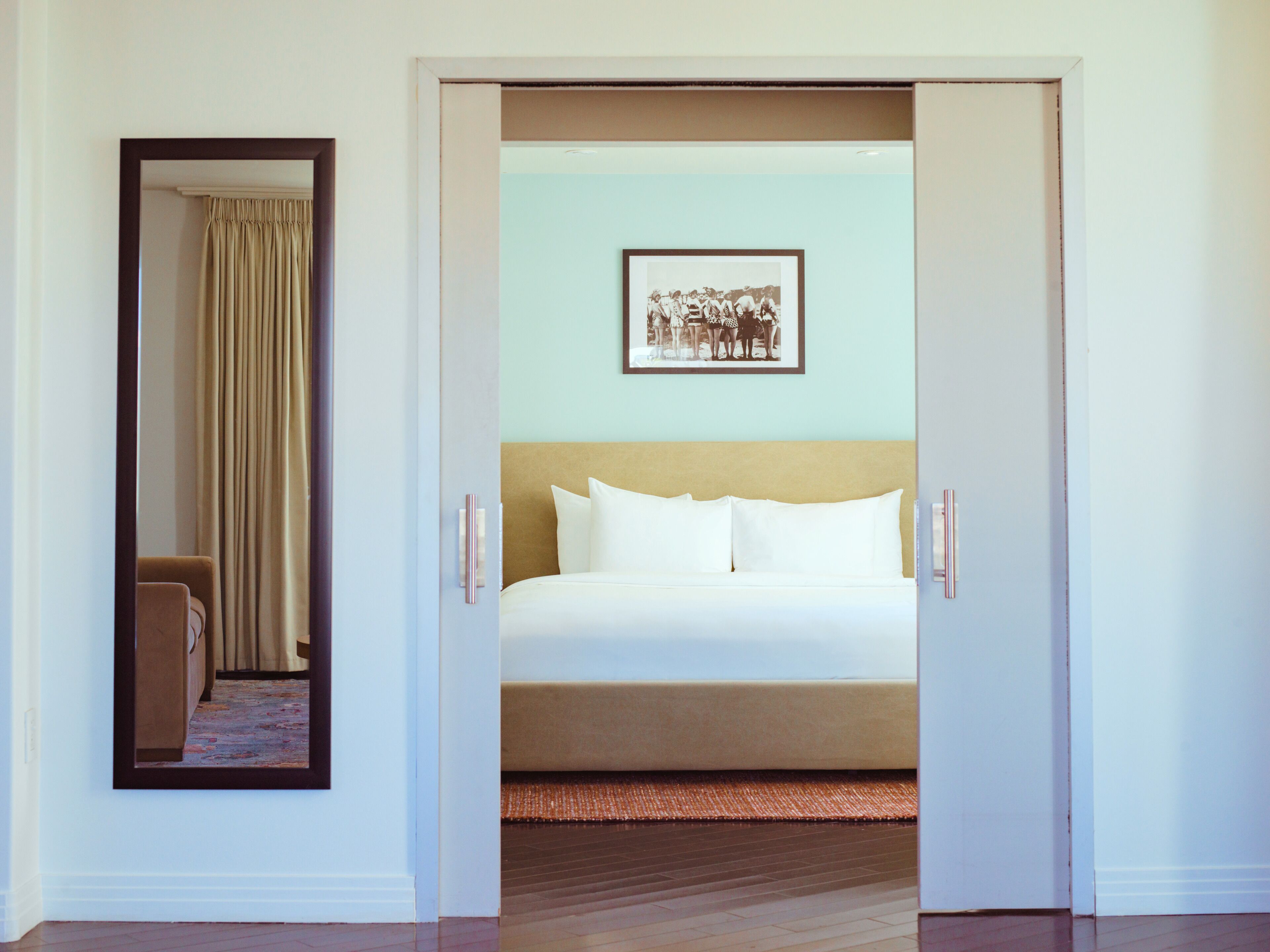 Premium bedding, individually furnished, iron/ironing board, free WiFi