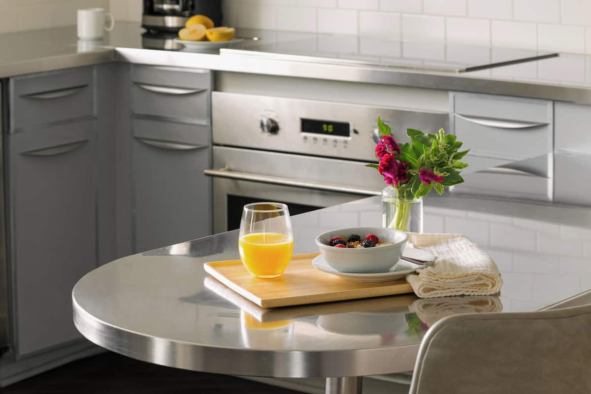 40-inch flat-screen TV with digital channels, TV, ping pong