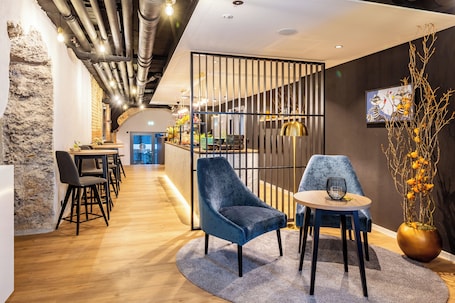 Daily buffet breakfast (EUR 18 per person)