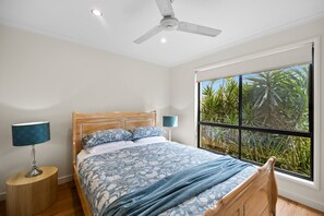 4 bedrooms, iron/ironing board, travel crib, free WiFi