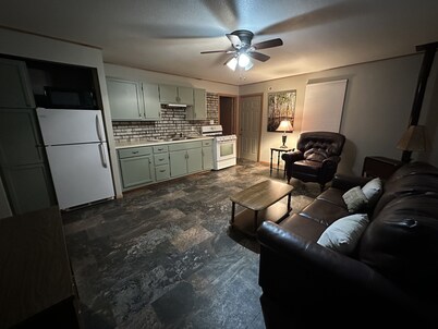 Nisswa Lake Hubert Cabin on Paul Bunyan Trail ~In the heart of Brainerd Lakes~