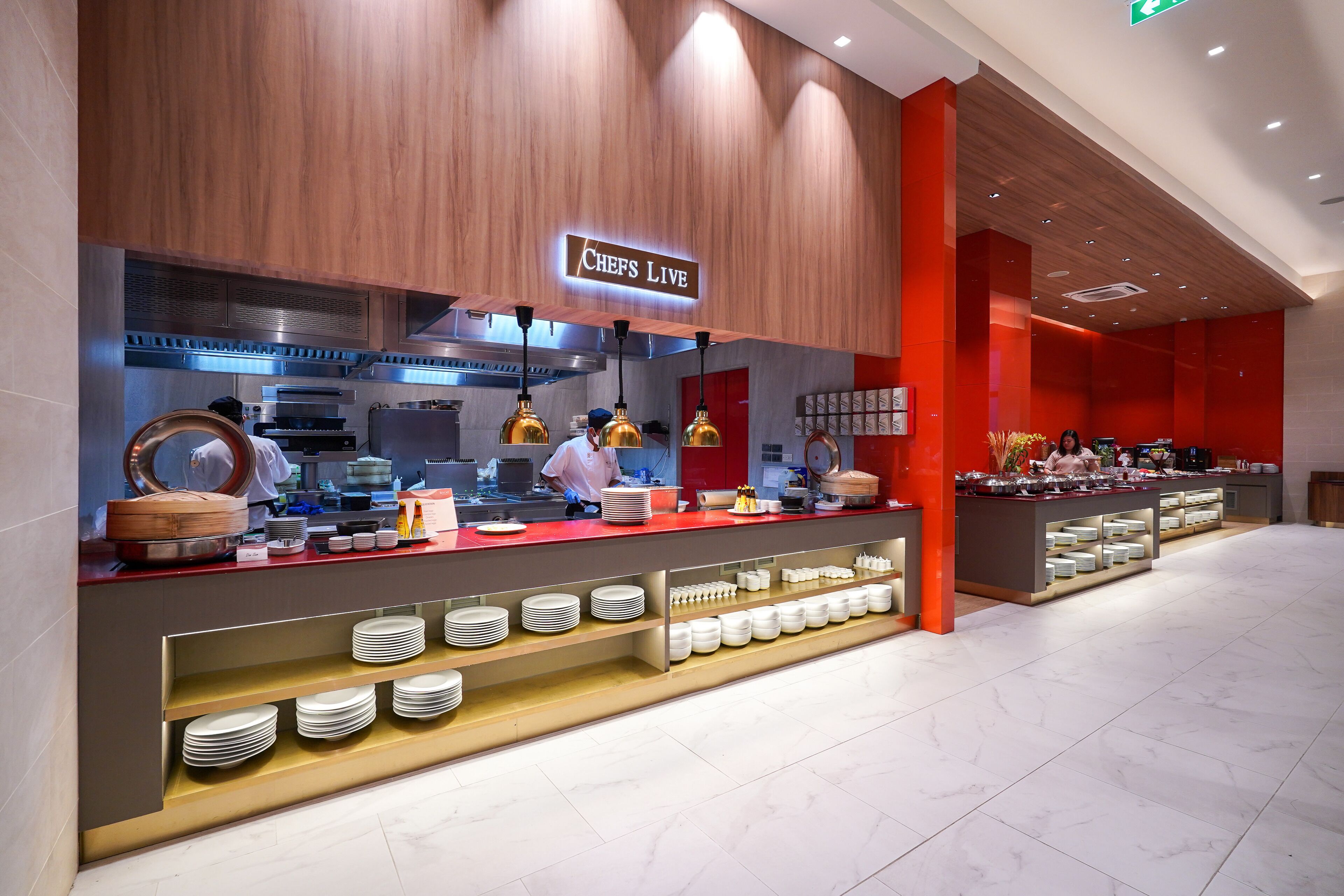 每日供應自助早餐 (每人 THB350)