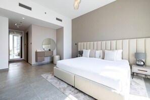 1 dormitorio, tabla de planchar con plancha, Internet