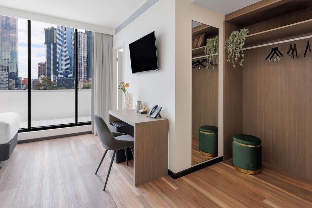 Best Western Queen Victoria Market Hotel