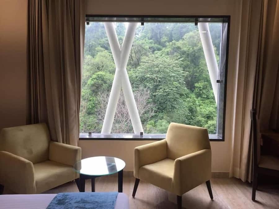 Ropa de cama de alta calidad y minibar
