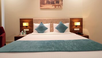 Ropa de cama de alta calidad y minibar 