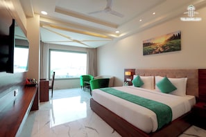 Premium Room (WITH MOUNTAIN VIEW) | Premium bedding, minibar, in-room safe, desk - THE FOREST HILL HOTEL (Haridwar)