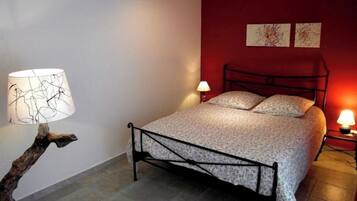 2 Schlafzimmer, BĂŒgeleisen/BĂŒgelbrett, Reisekinderbett, kostenloses WLAN