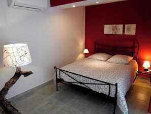 2 Schlafzimmer, BĂŒgeleisen/BĂŒgelbrett, Reisekinderbett, kostenloses WLAN