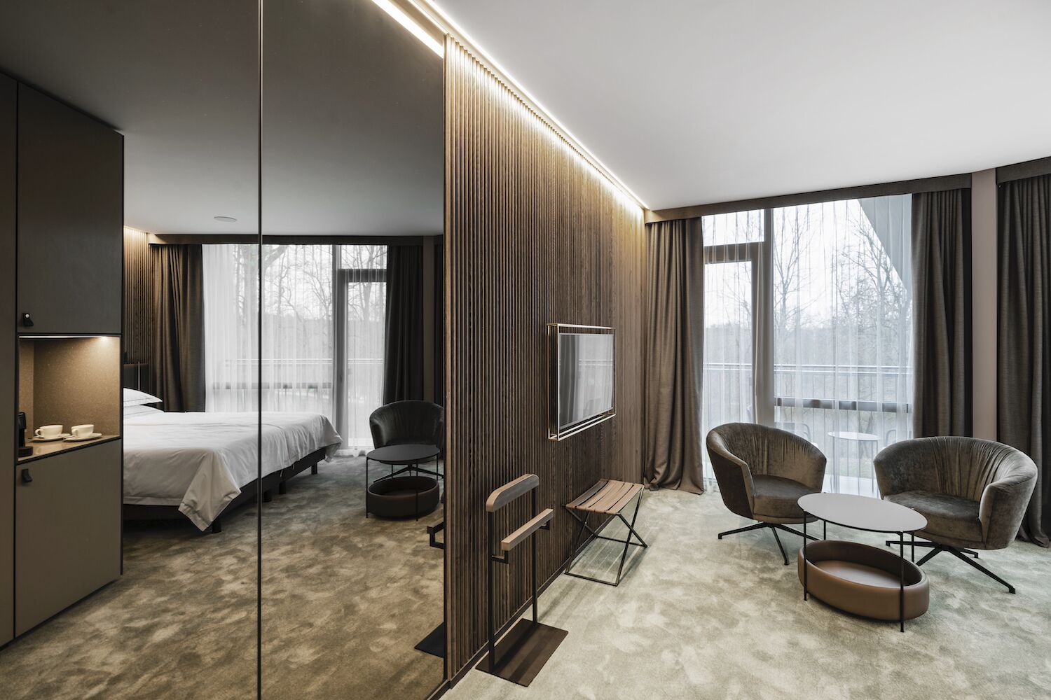 高級雙人房, 1 張標準雙人床, 非吸煙房 | Tempur-Pedic 床墊、迷你吧、客房內保險箱、筆電工作空間