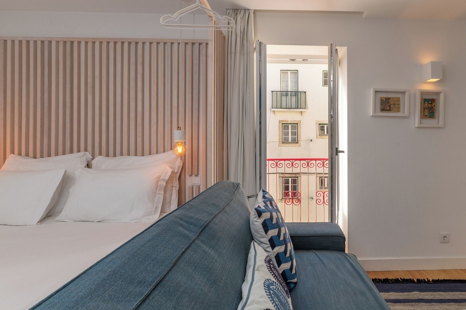 1 slaapkamer, een strijkplank/strijkijzer, wifi, beddengoed