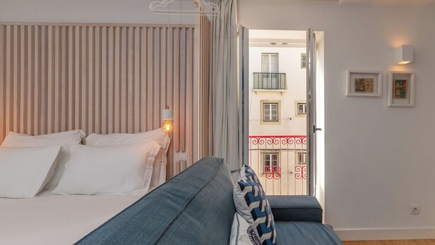 Unclassified image, 1 of 26, button - Studio 1 • Downtown Lisbon • Walkable • Balcony (Lisboa)