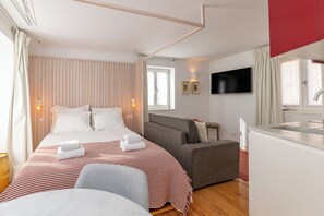 2 chambres, fer et planche à repasser, Wi-Fi, literie fournie