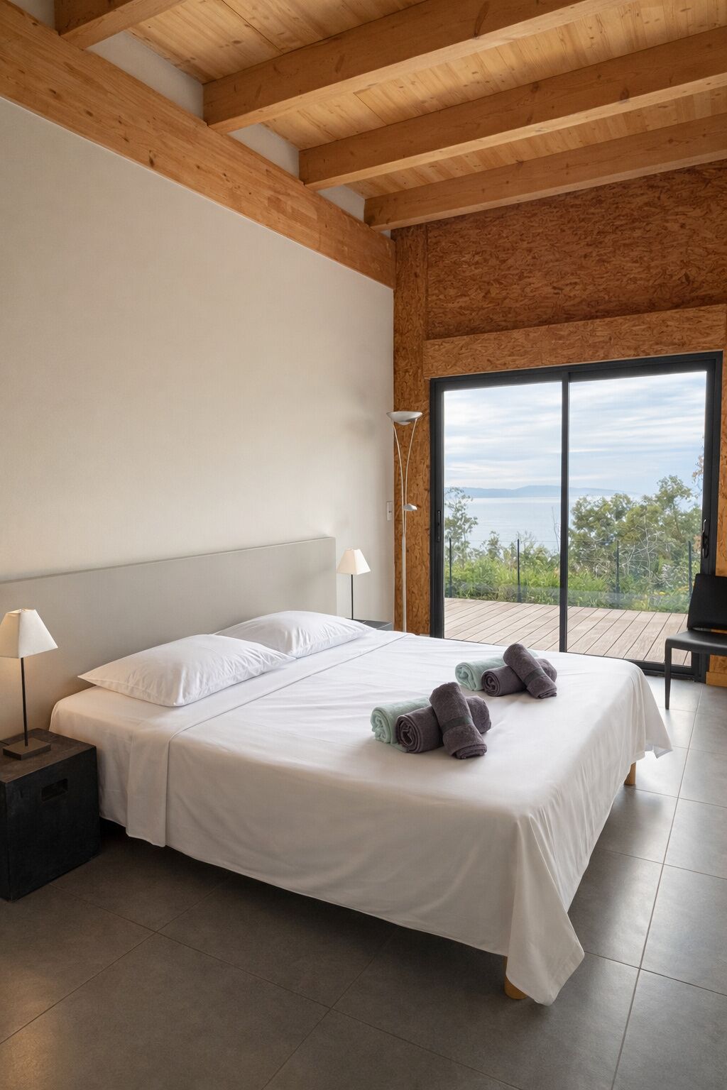 4 chambres, fer et planche à repasser, lit parapluie, Wi-Fi gratuit