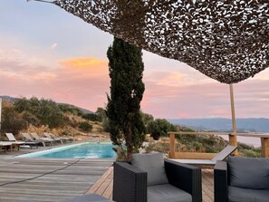 Outdoor pool, a heated pool