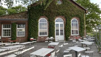 Udendørs spisemuligheder