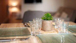 Television - 3rd floor - Rose - 1 bedroom (Perpignan)