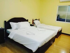 Standard-Dreibettzimmer