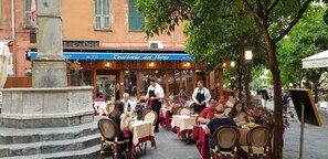 Restauration en plein air