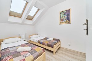 1 bedroom, iron/ironing board, WiFi, bed sheets