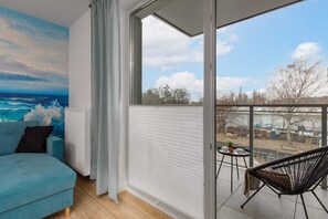 TV - Karsiborska 4 | Functional Apartment | Parking (Swinoujscie)